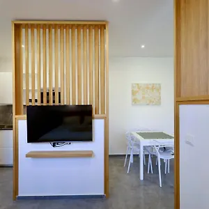  Apartment Eos - Elegants &
